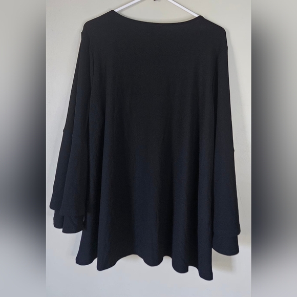 🩷💜Alfani Blouse 2X Black Top Tiered Bell Sleeve Rhinestones Beads💛🩷 - Picture 2 of 8